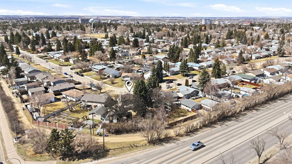 3301 41 Avenue, Red Deer, AB - Outdoor With View