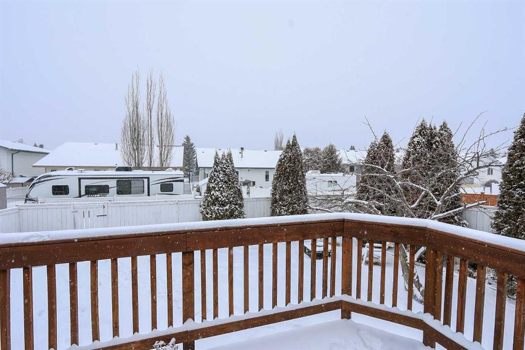 77 Duval Crescent, Red Deer, AB - Outdoor
