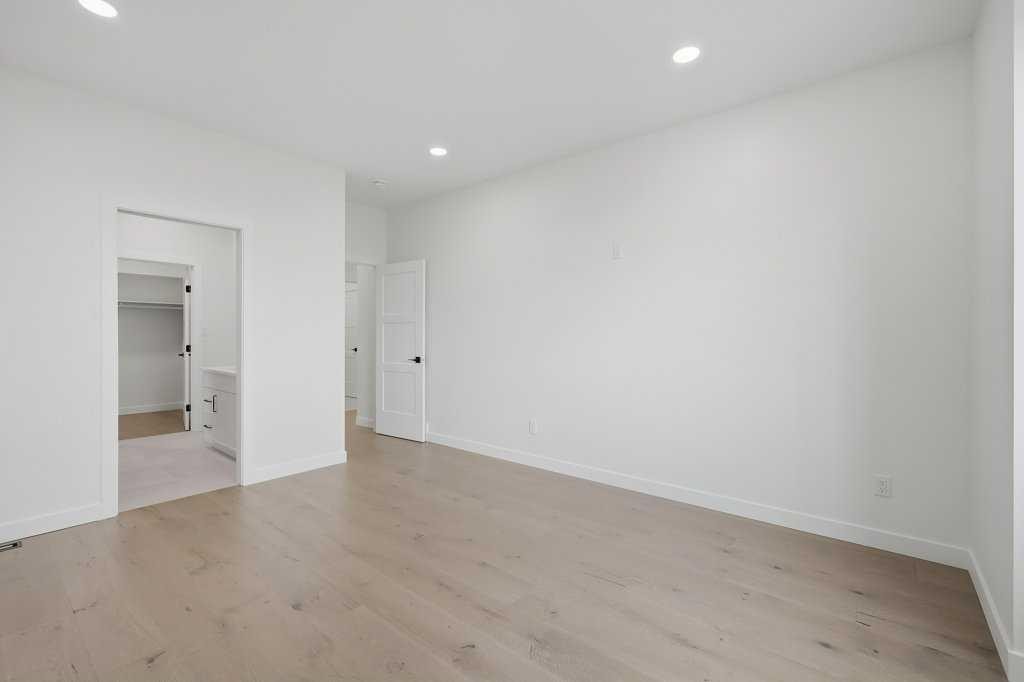 37 Maclean Close, Blackfalds, AB - Indoor Photo Showing Other Room