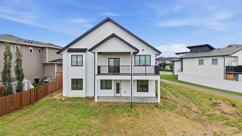 37 Maclean Close, Blackfalds, AB - Outdoor