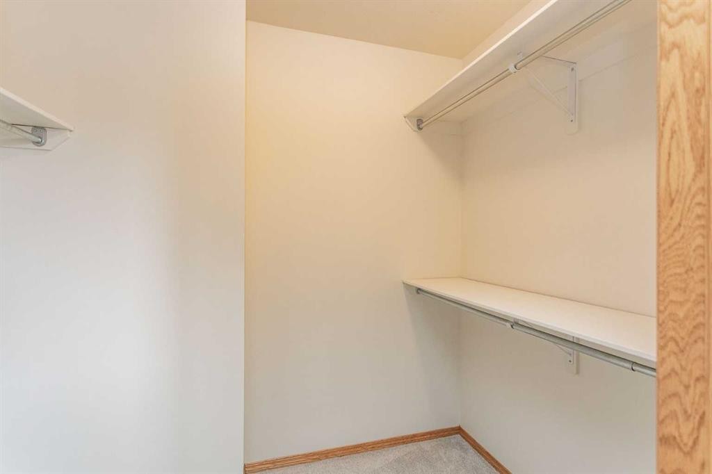 48 Duval Close, Red Deer, AB