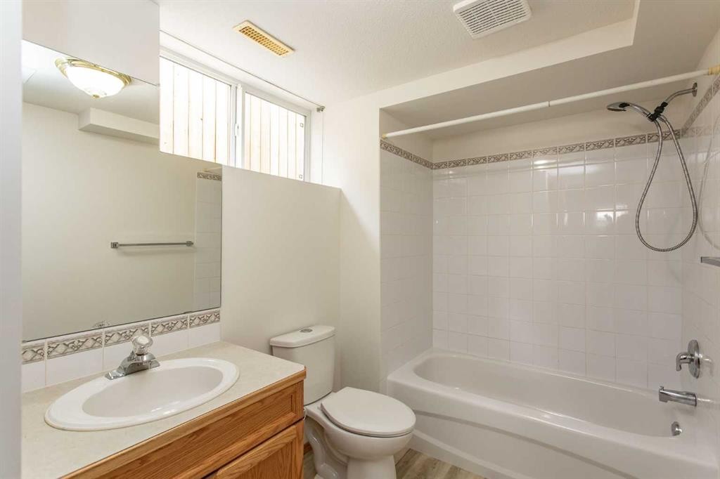 48 Duval Close, Red Deer, AB