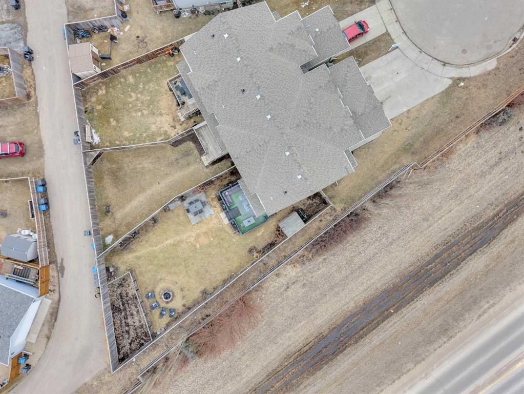9 Ross Close, Sylvan Lake, AB -