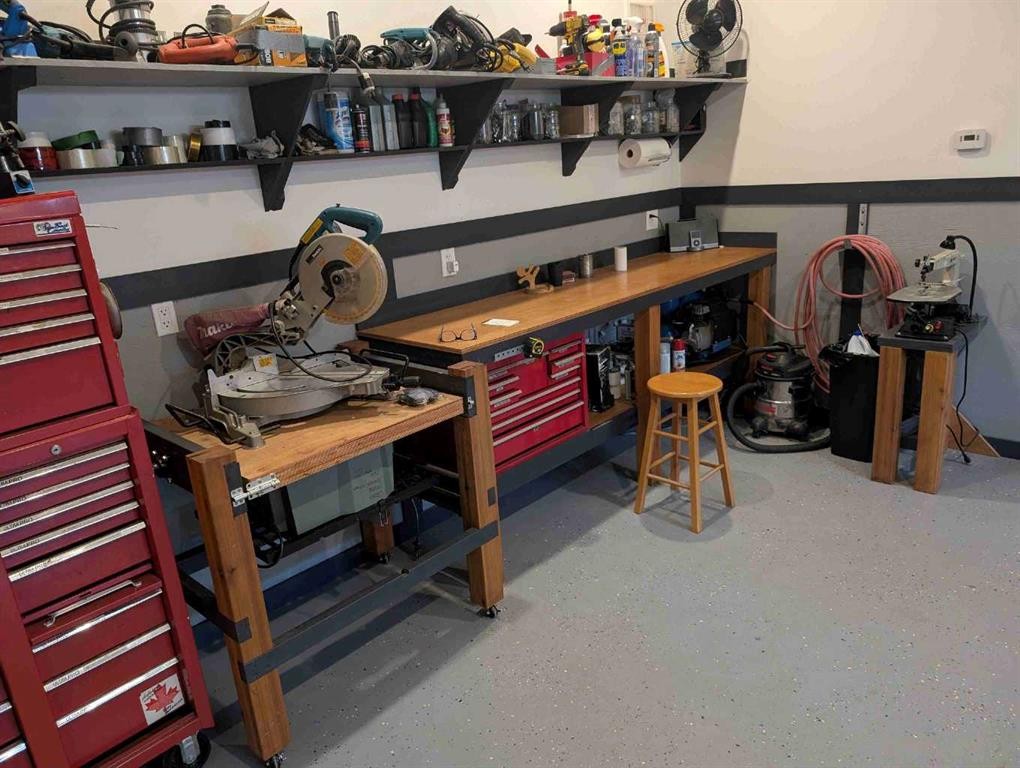 410 5 St E, Winfield, AB - Indoor Photo Showing Other Room