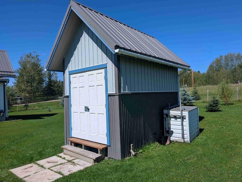 410 5 St E, Winfield, AB - Outdoor With Exterior