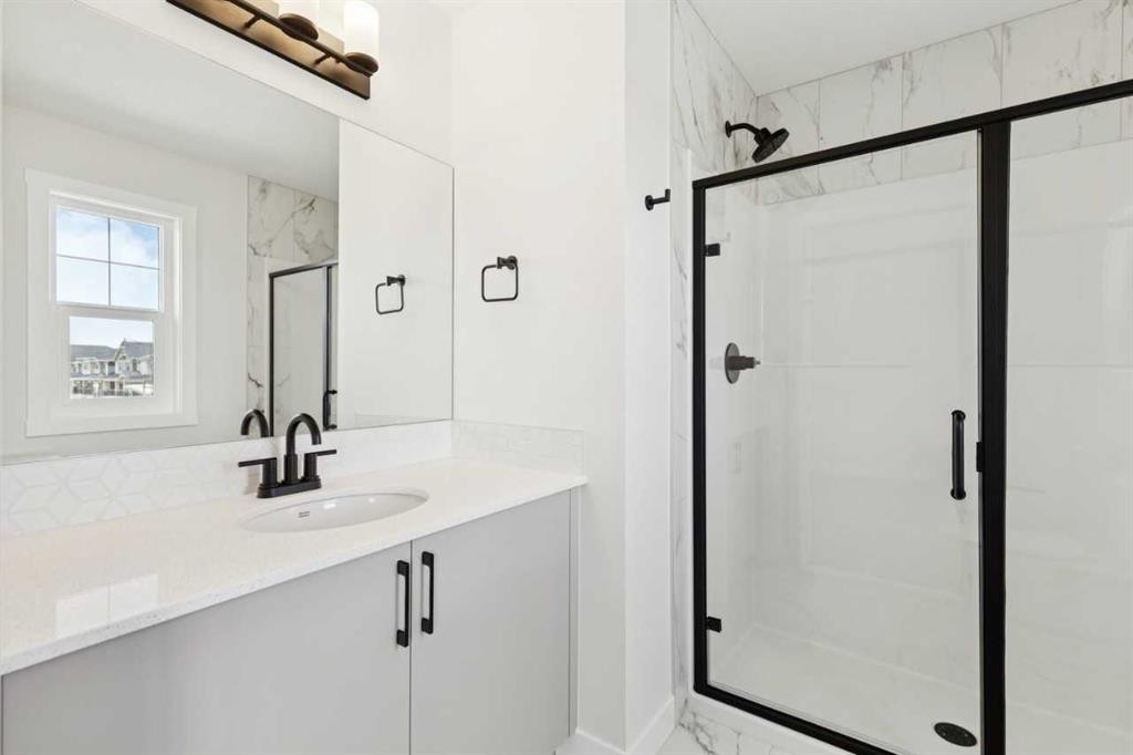 244 Drystone Walk Nw, Calgary, AB - Indoor Photo Showing Bathroom