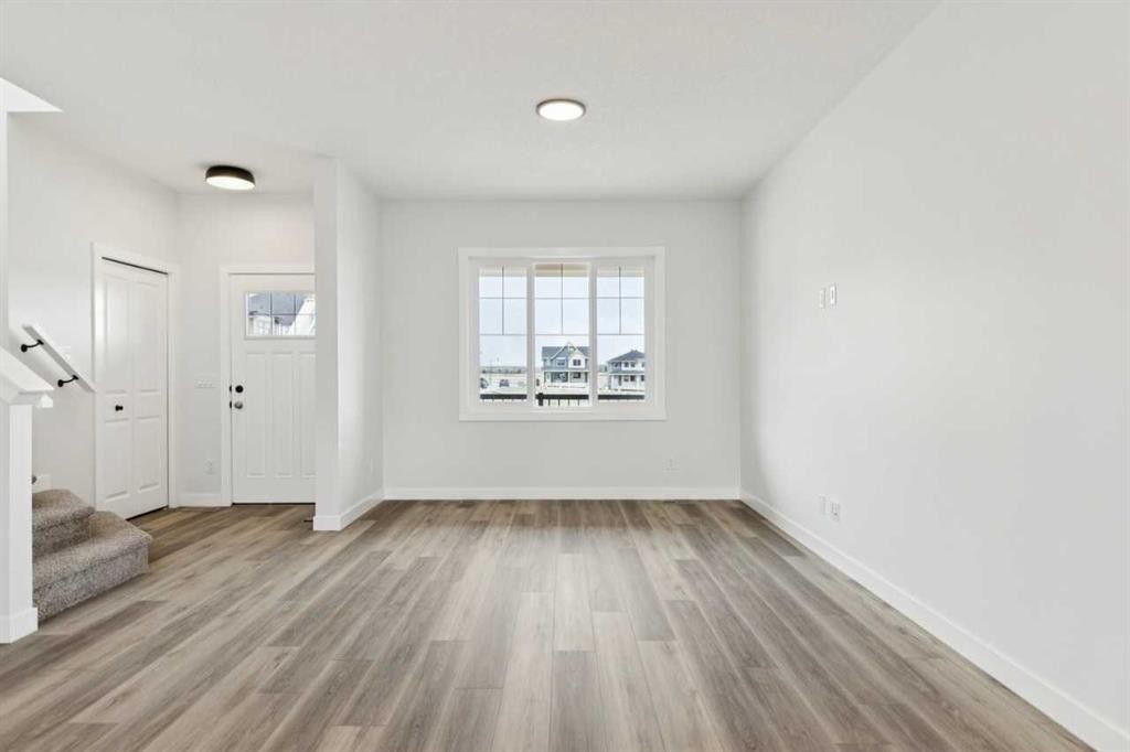 244 Drystone Walk Nw, Calgary, AB - Indoor Photo Showing Other Room