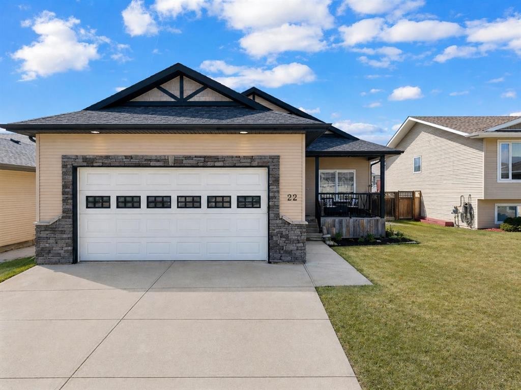 22 Jenner Crescent, Red Deer, AB - Outdoor