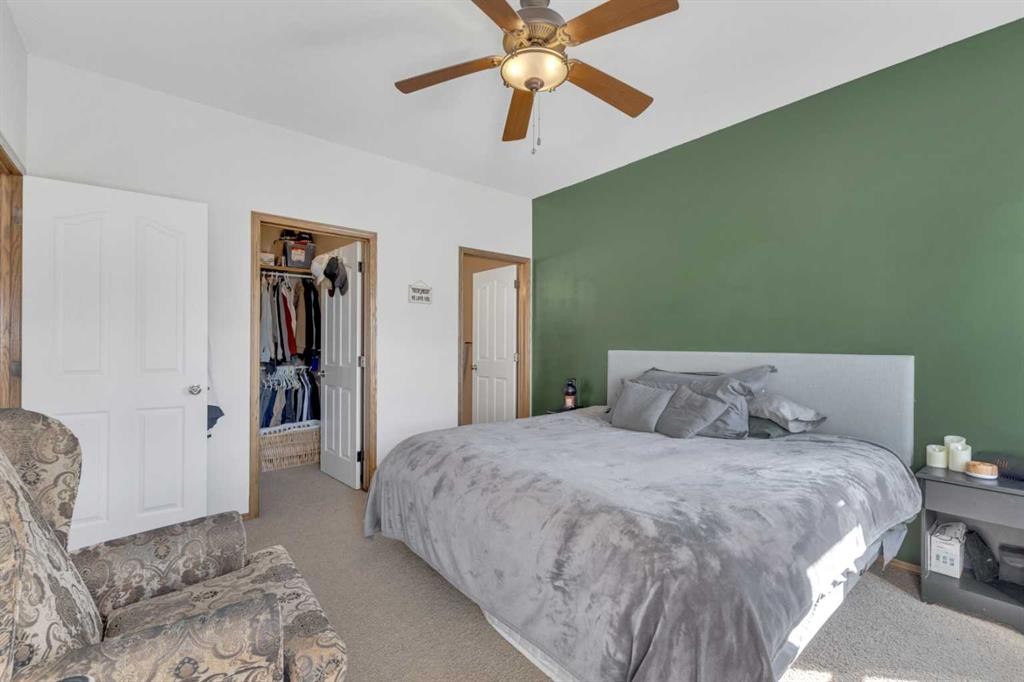 22 Jenner Crescent, Red Deer, AB - Indoor Photo Showing Bedroom