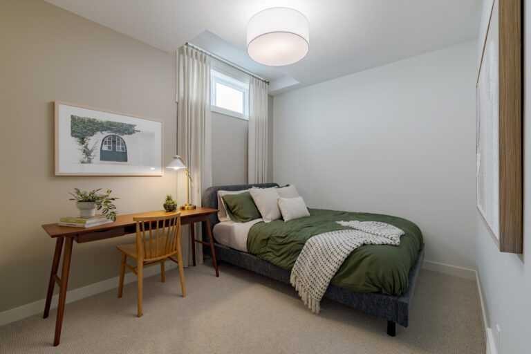 194 Drystone Way Nw, Calgary, AB - Indoor Photo Showing Bedroom