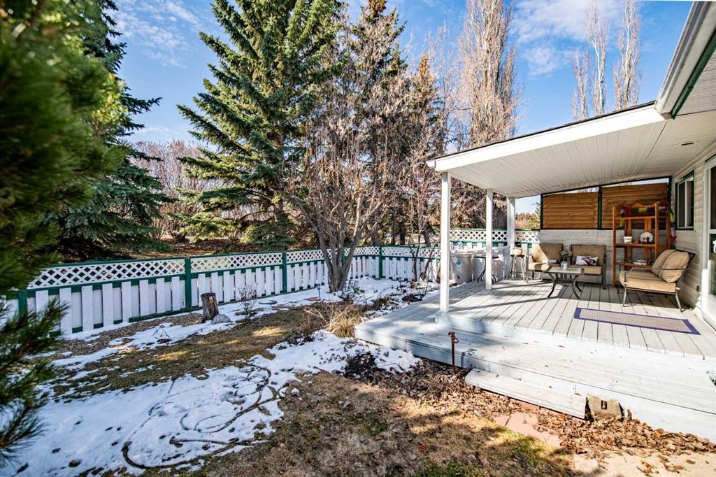 9 Rutherford Place, Red Deer, AB - Outdoor With Deck Patio Veranda
