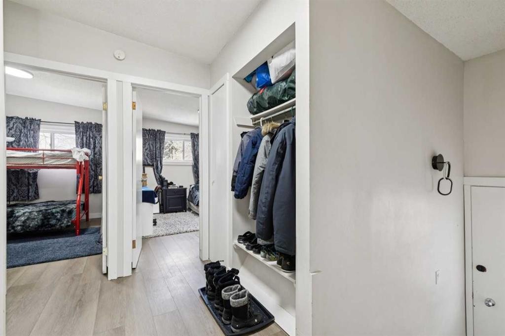 4210 Richmond Road Sw, Calgary, AB - Indoor