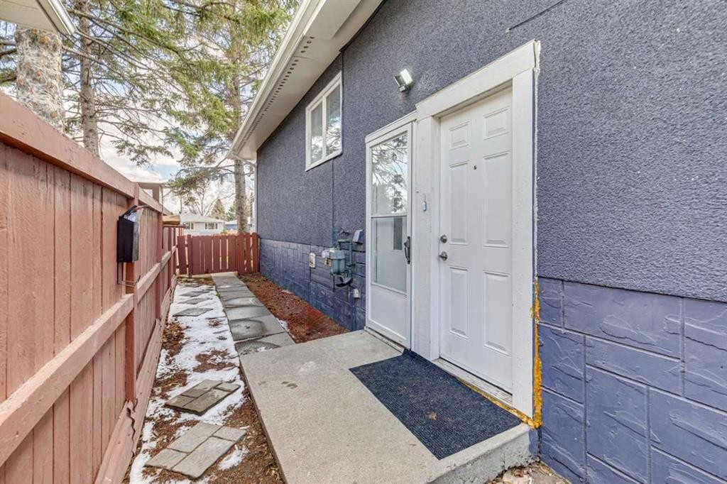 4210 Richmond Road Sw, Calgary, AB - Outdoor With Exterior