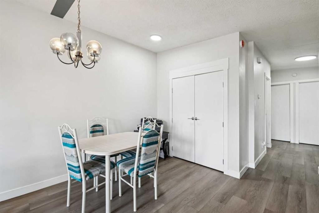 4210 Richmond Road Sw, Calgary, AB - Indoor Photo Showing Dining Room