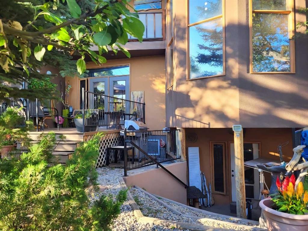 4643 29 Avenue Nw, Calgary, AB - Outdoor