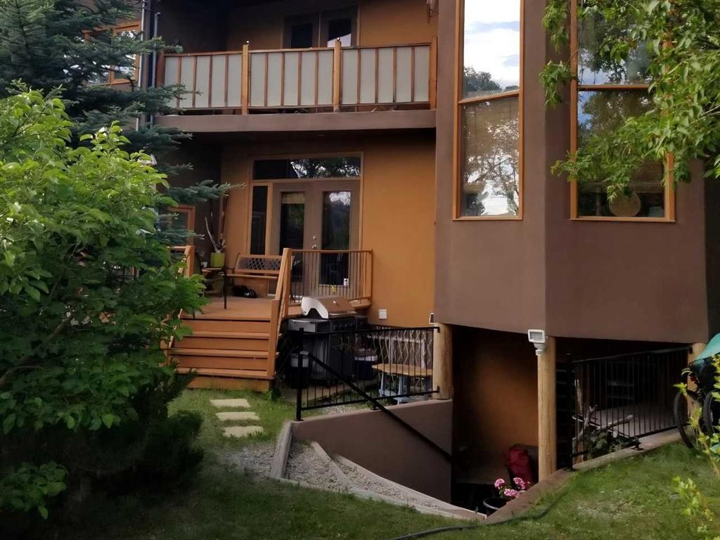 4643 29 Avenue Nw, Calgary, AB - Outdoor With Exterior