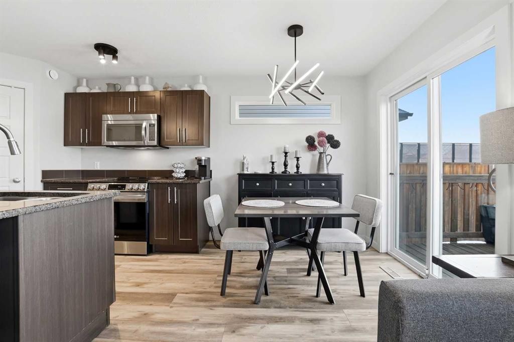 14 Van Slyke Way, Red Deer, AB - Indoor