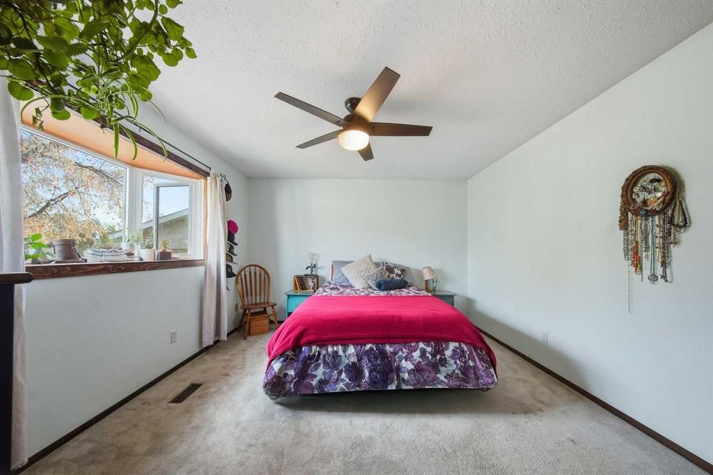 55 Nyman Crescent, Red Deer, AB