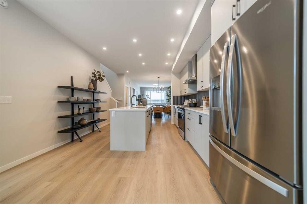 54 Creekview Avenue, Calgary, AB - Indoor Photo Showing Kitchen With Upgraded Kitchen