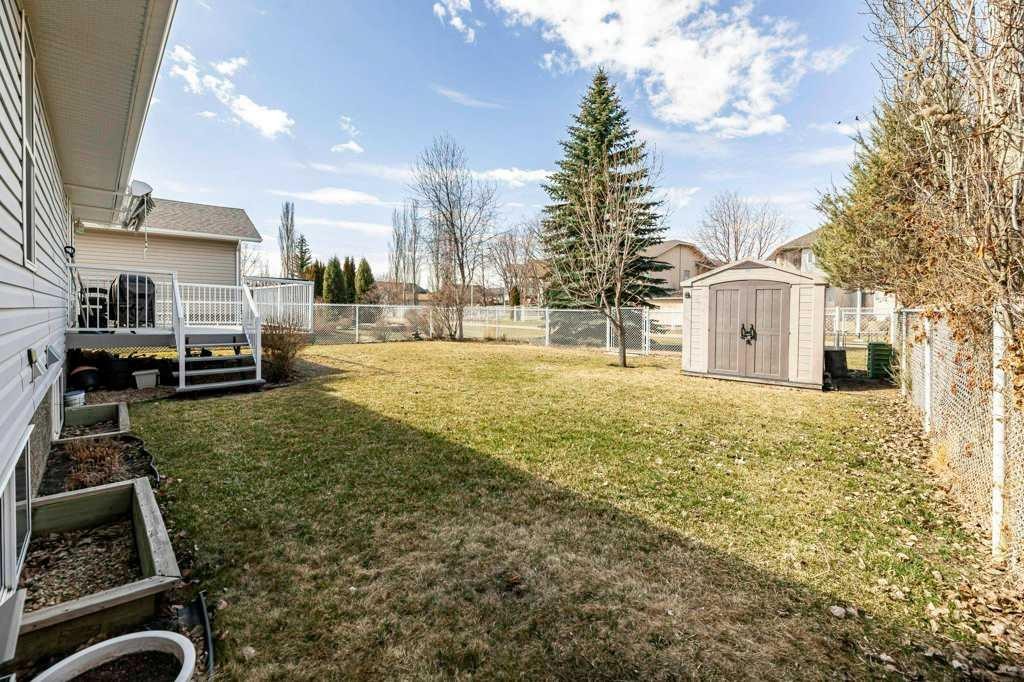 75 Langford Crescent, Red Deer, AB - Outdoor