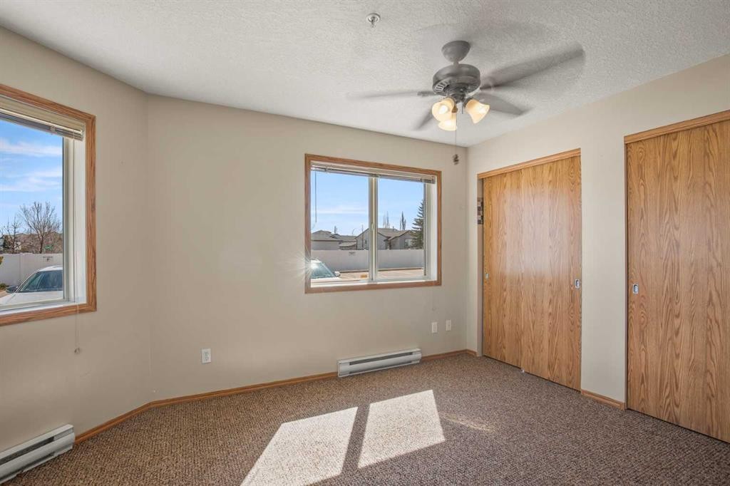 101-60 Jacobs Close, Red Deer, AB - Indoor Photo Showing Other Room