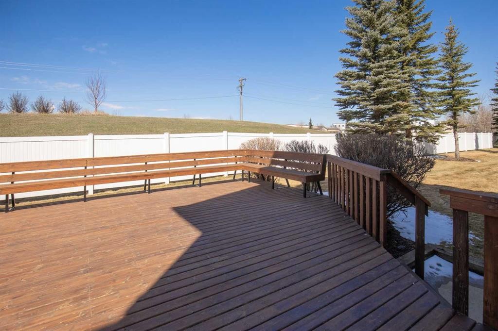 101-60 Jacobs Close, Red Deer, AB - Outdoor With Deck Patio Veranda