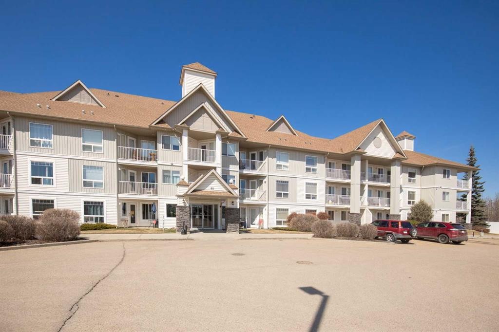 101-60 Jacobs Close, Red Deer, AB - Outdoor With Facade