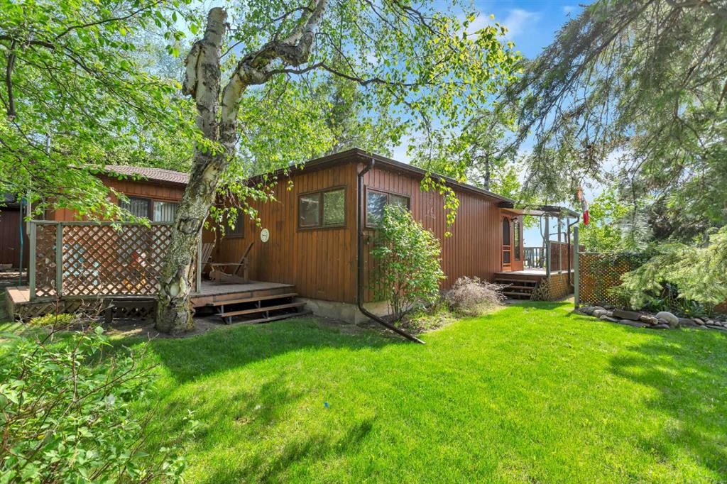 133 Birchcliff Road, Birchcliff, AB - Outdoor