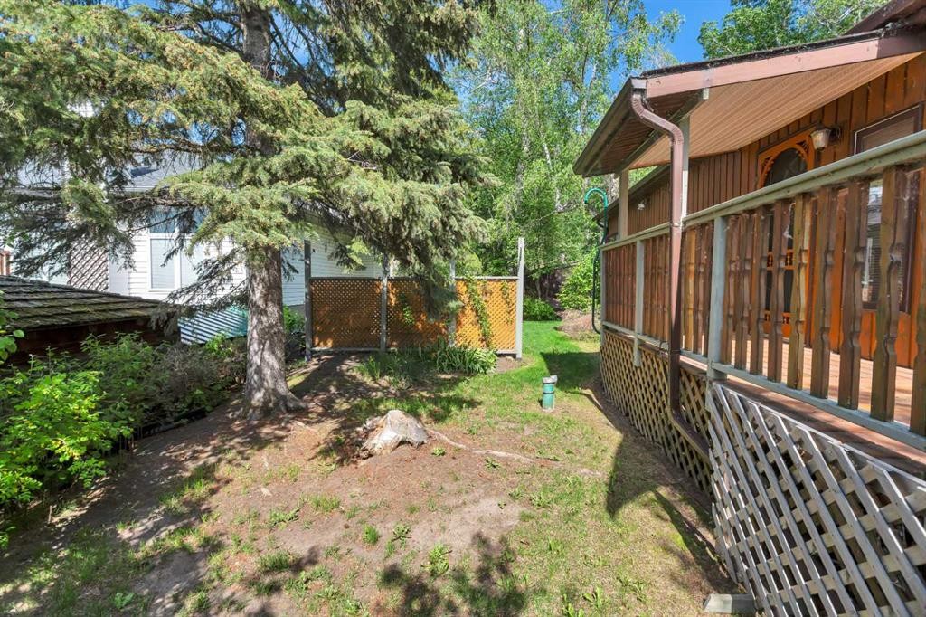 133 Birchcliff Road, Birchcliff, AB - Outdoor