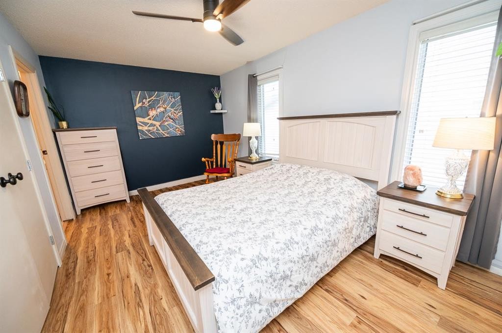 25 Gilbert Crescent, Red Deer, AB - Indoor Photo Showing Bedroom