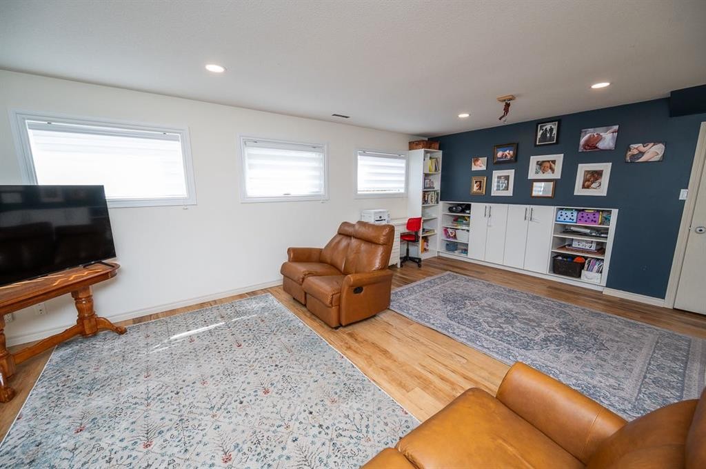 25 Gilbert Crescent, Red Deer, AB - Indoor