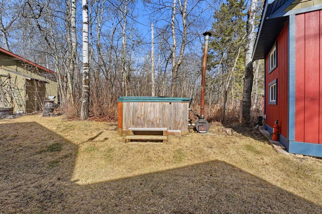 361 Birchcliff Road, Birchcliff, AB - Outdoor