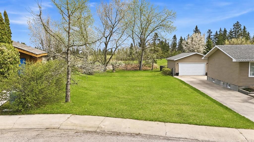 223 Piper Drive, Red Deer, AB
