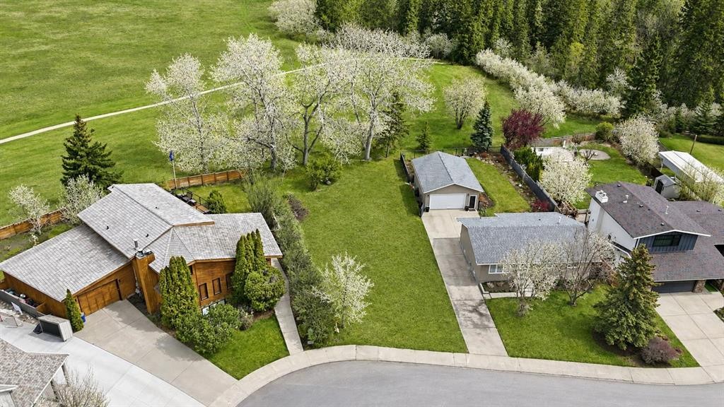 223 Piper Drive, Red Deer, AB