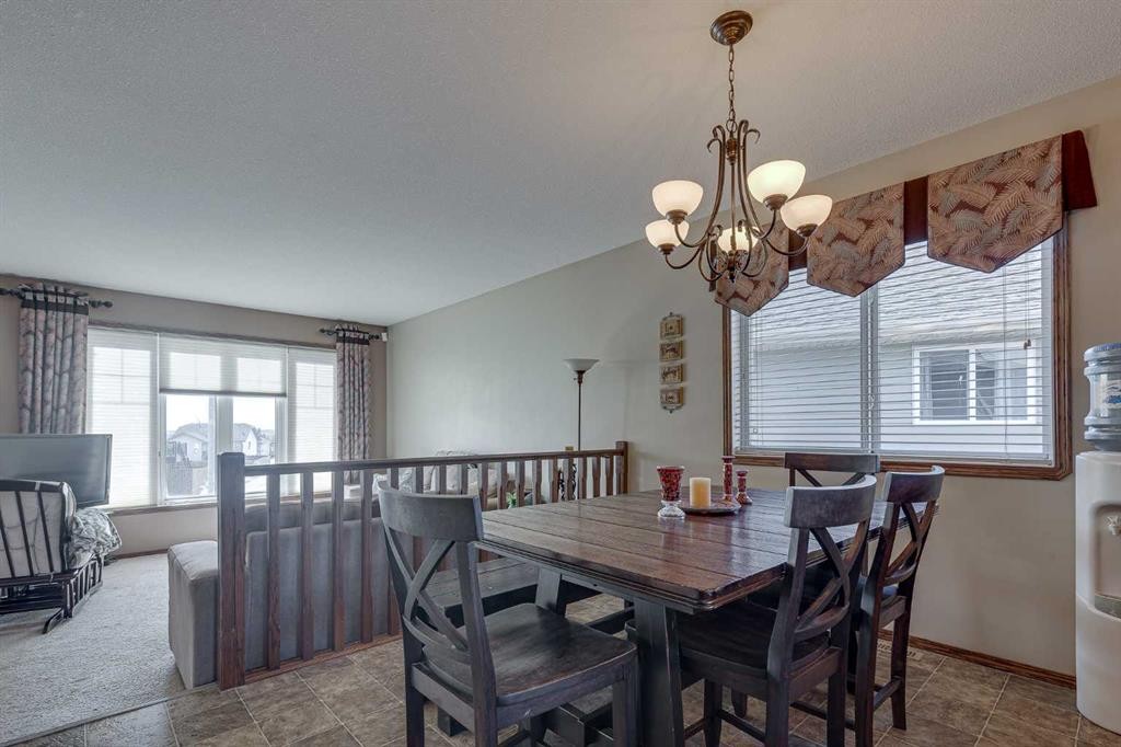 43 Inkster Close, Red Deer, AB - Indoor Photo Showing Dining Room