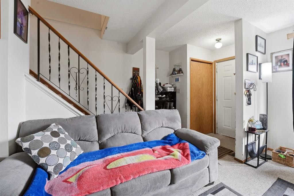39 Greene Close, Red Deer, AB - Indoor