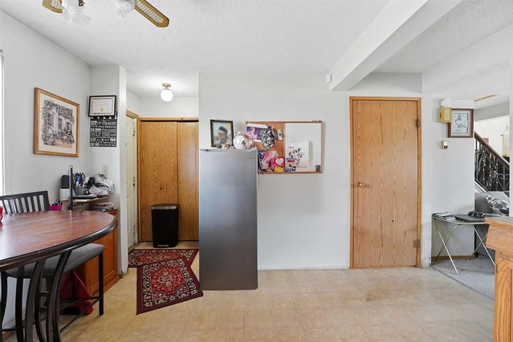 39 Greene Close, Red Deer, AB - Indoor