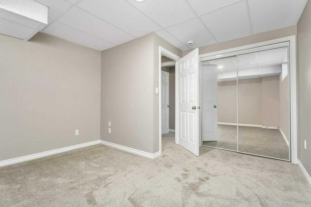 10-32 Dowler Street, Red Deer, AB - Indoor Photo Showing Other Room