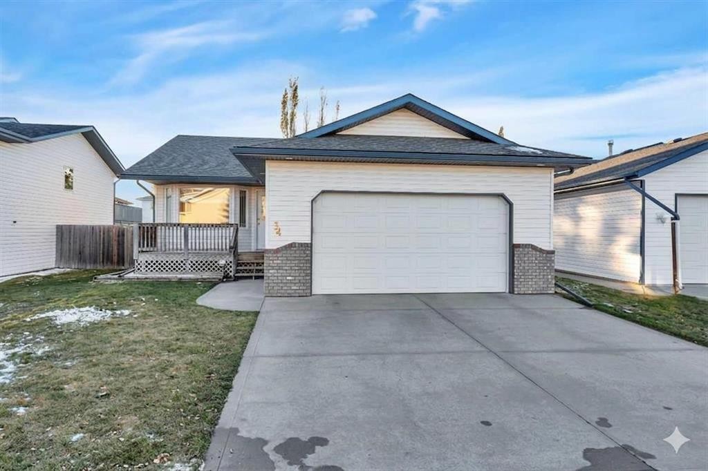 34 Lund Close, Red Deer, AB - Outdoor With Deck Patio Veranda