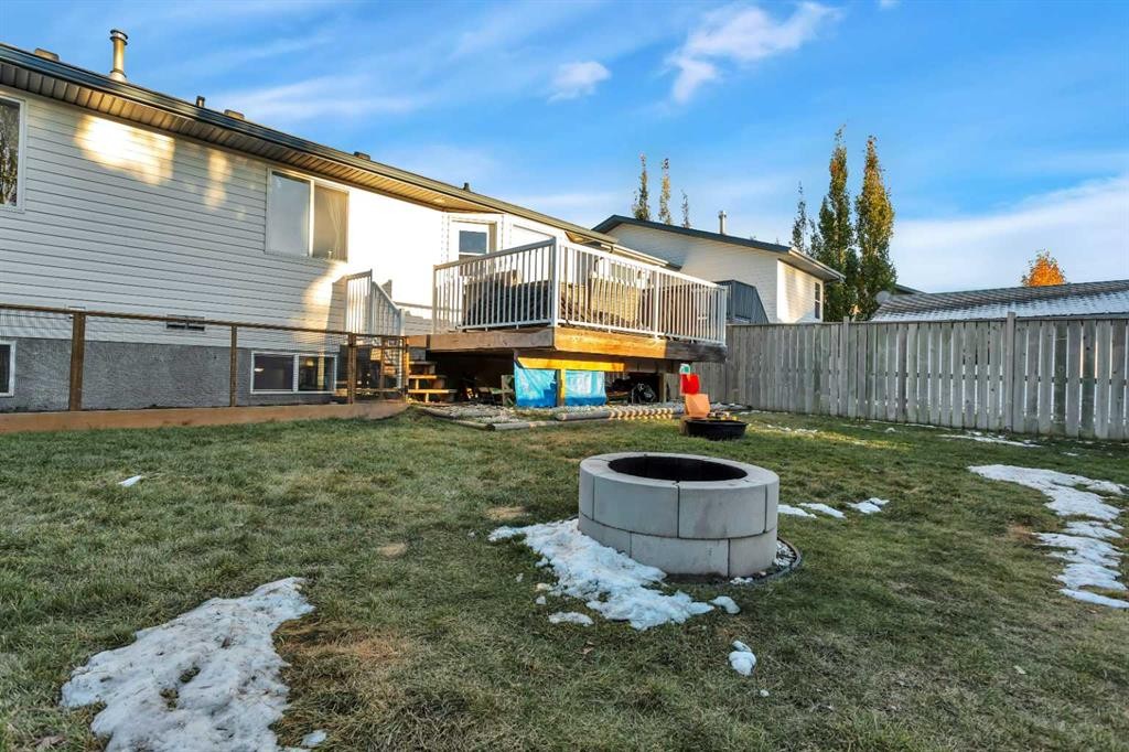 34 Lund Close, Red Deer, AB - Outdoor With Deck Patio Veranda