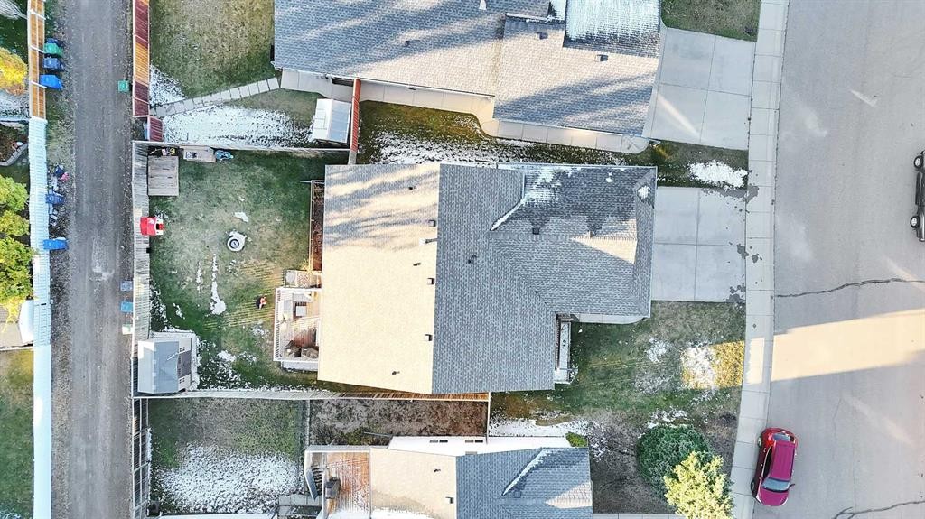 34 Lund Close, Red Deer, AB - Outdoor