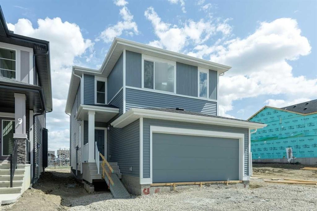 17 Southborough Common, Cochrane, AB - Outdoor