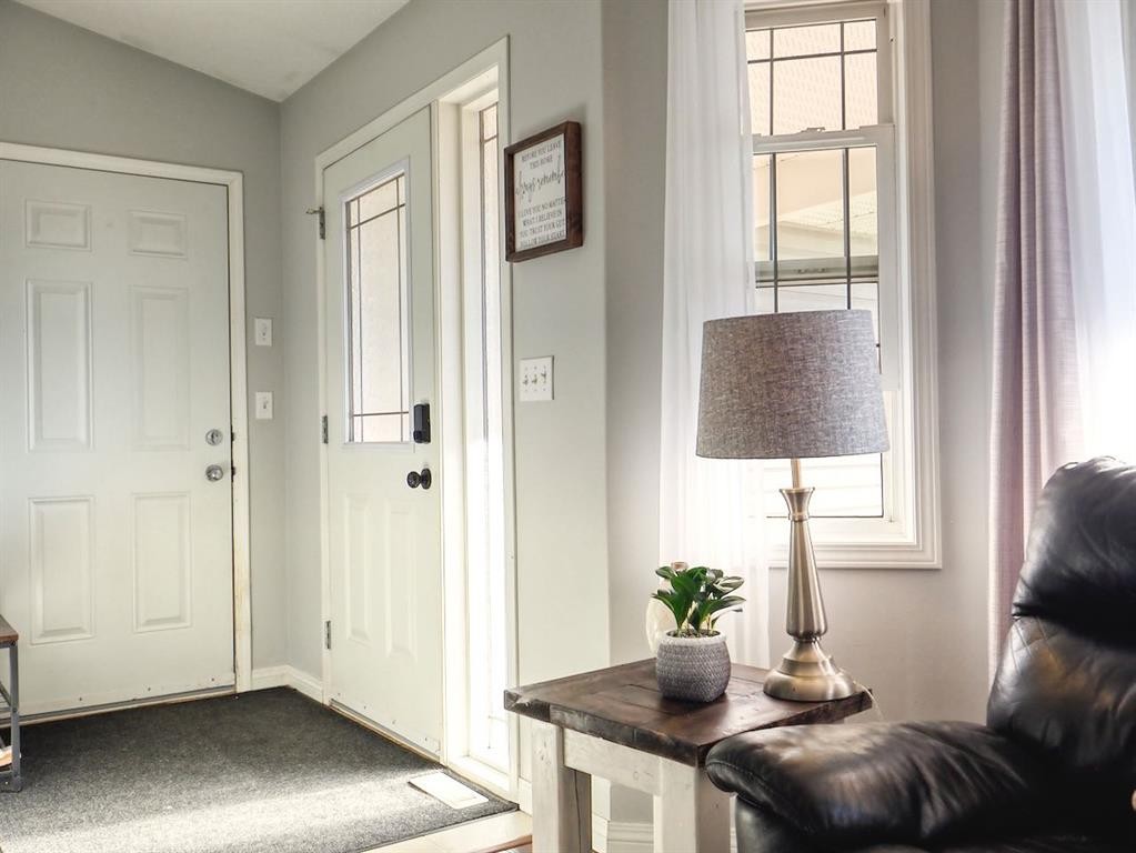 210 Bradford Crescent South, Three Hills, AB - Indoor Photo Showing Other Room