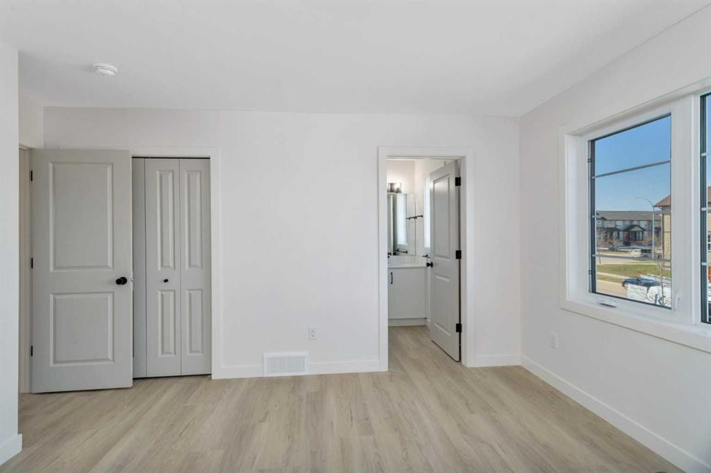 157 Athens Road, Blackfalds, AB - Indoor Photo Showing Other Room