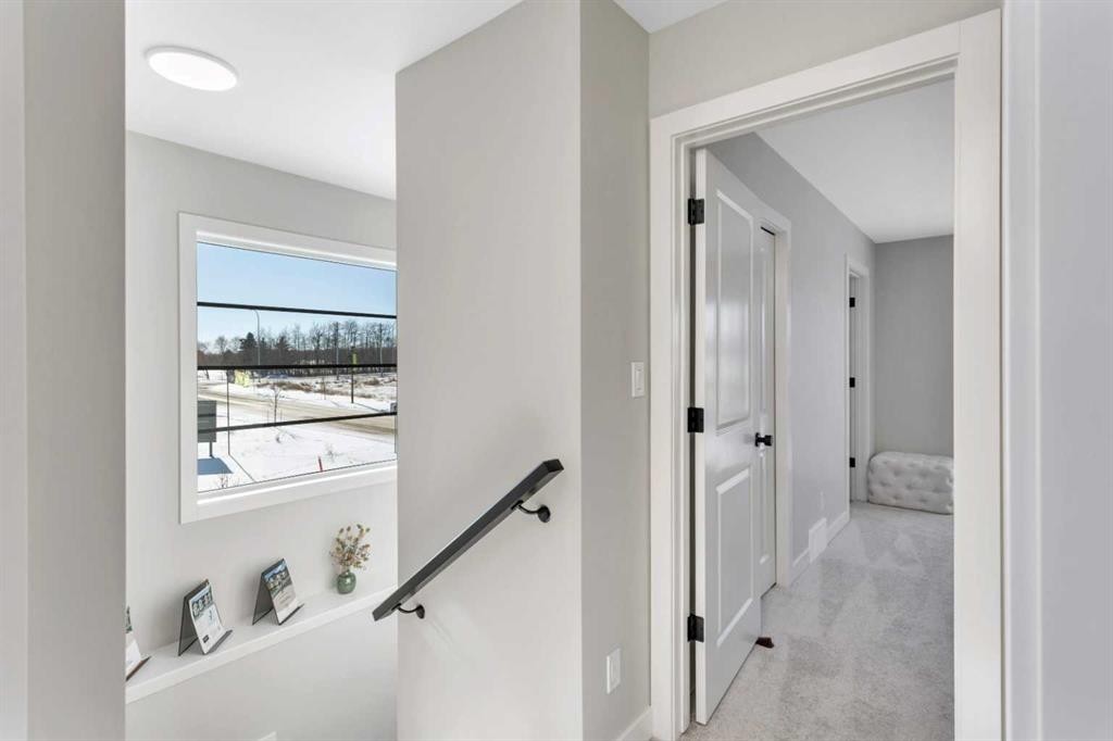 206 Cambridge Way, Sylvan Lake, AB - Indoor Photo Showing Other Room