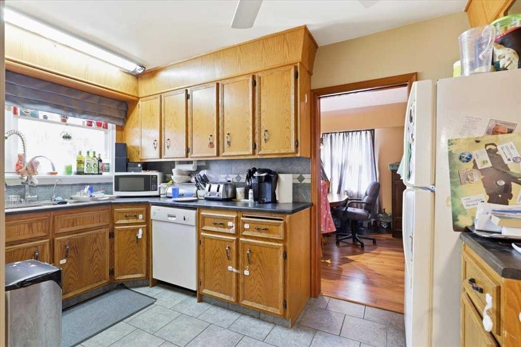 49059 Rge Rd 265, Rural Leduc County, AB - Indoor Photo Showing Kitchen