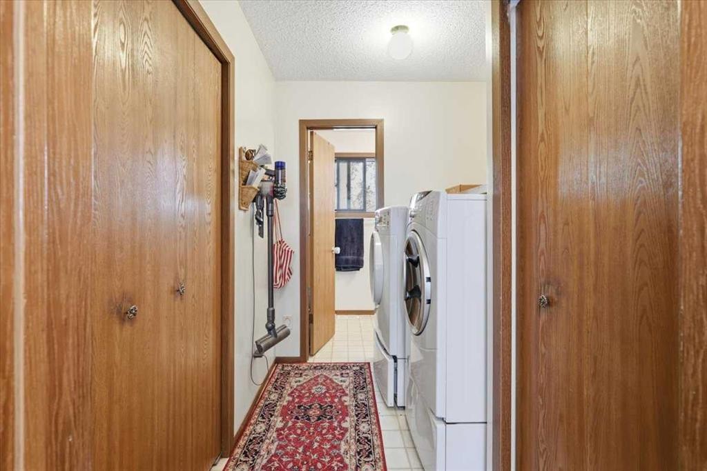 49059 Rge Rd 265, Rural Leduc County, AB - Indoor Photo Showing Laundry Room
