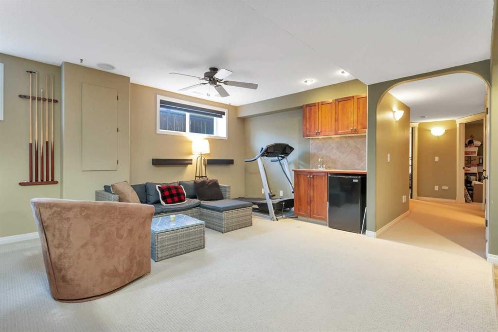100 Wade Close, Red Deer, AB - Indoor
