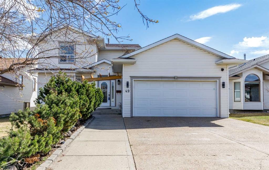 49 Kirkland Drive, Red Deer, AB - Outdoor