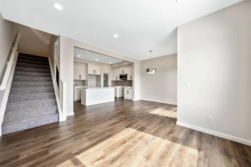 366 Heritage Boulevard, Cochrane, AB - Indoor